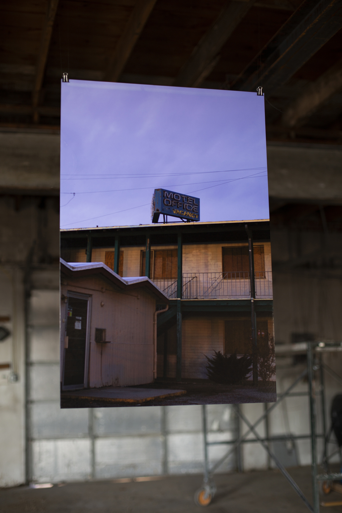 Motel (installed), Araceli Haslam